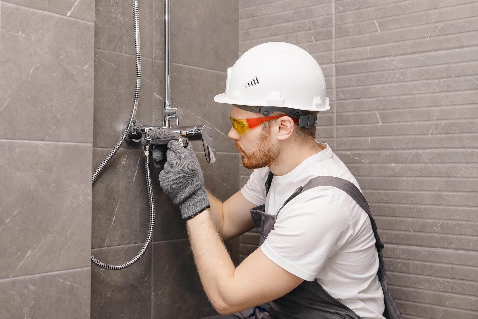 licensed plumbing contractor/expert plumber/ Shower Repairs